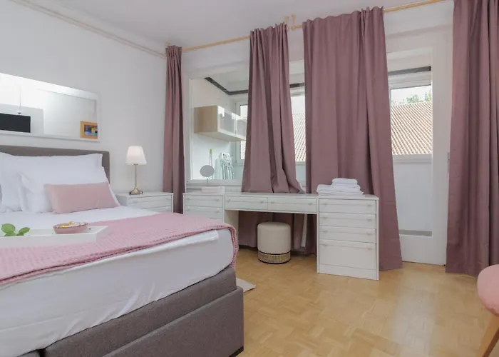 アパート Castello-old Town ザダル