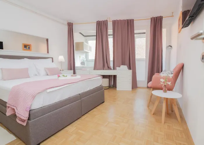 Lägenhet Castello-old Town